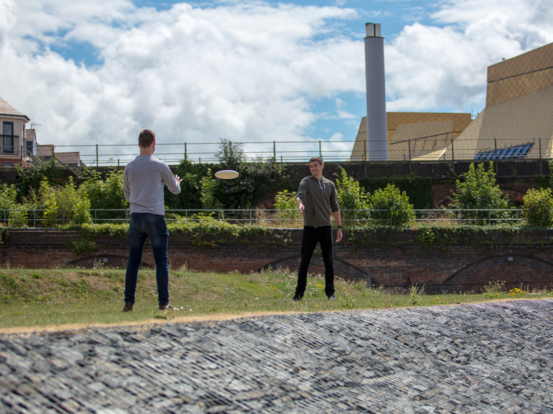 5-summer-activities-for-students-exploring-new-hobbies-volunteering